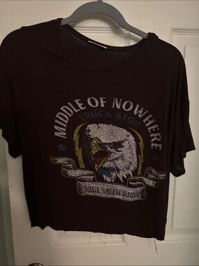 Graphic Eagle Tee in Dark Brown